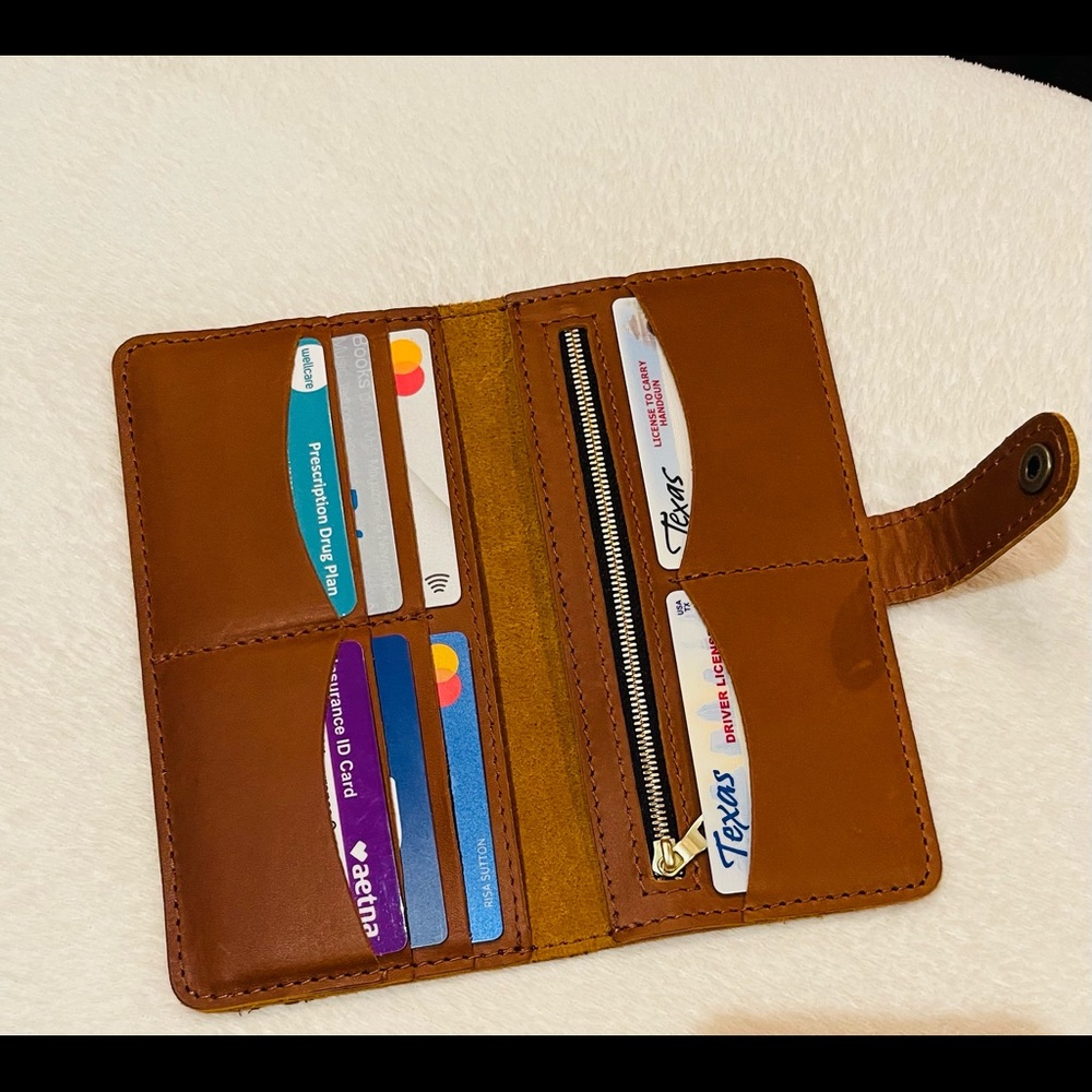 Portland Leather Goods Bifold Wallet/Phone. Honey Smooth Leather. NEW!